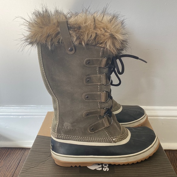 Sorel Joan of Artic Waterproof Boot - Nori - Picture 1 of 8